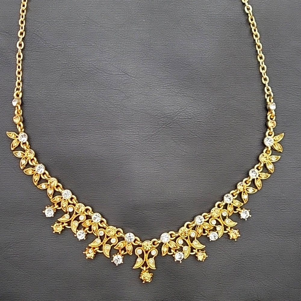 Beautiful Gold and Crystal Necklace